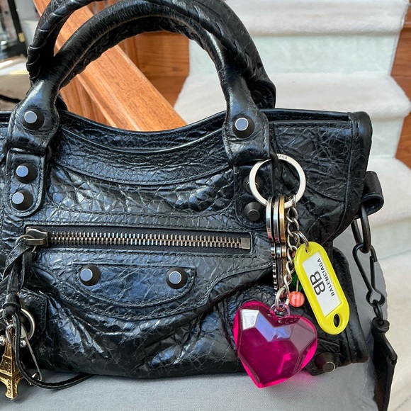 STUNNING 100% AUTHENTIC BALENCIAGA MINI CITY BLACK BAG WITH ATTACHED CHARMS - Picture 5 of 16